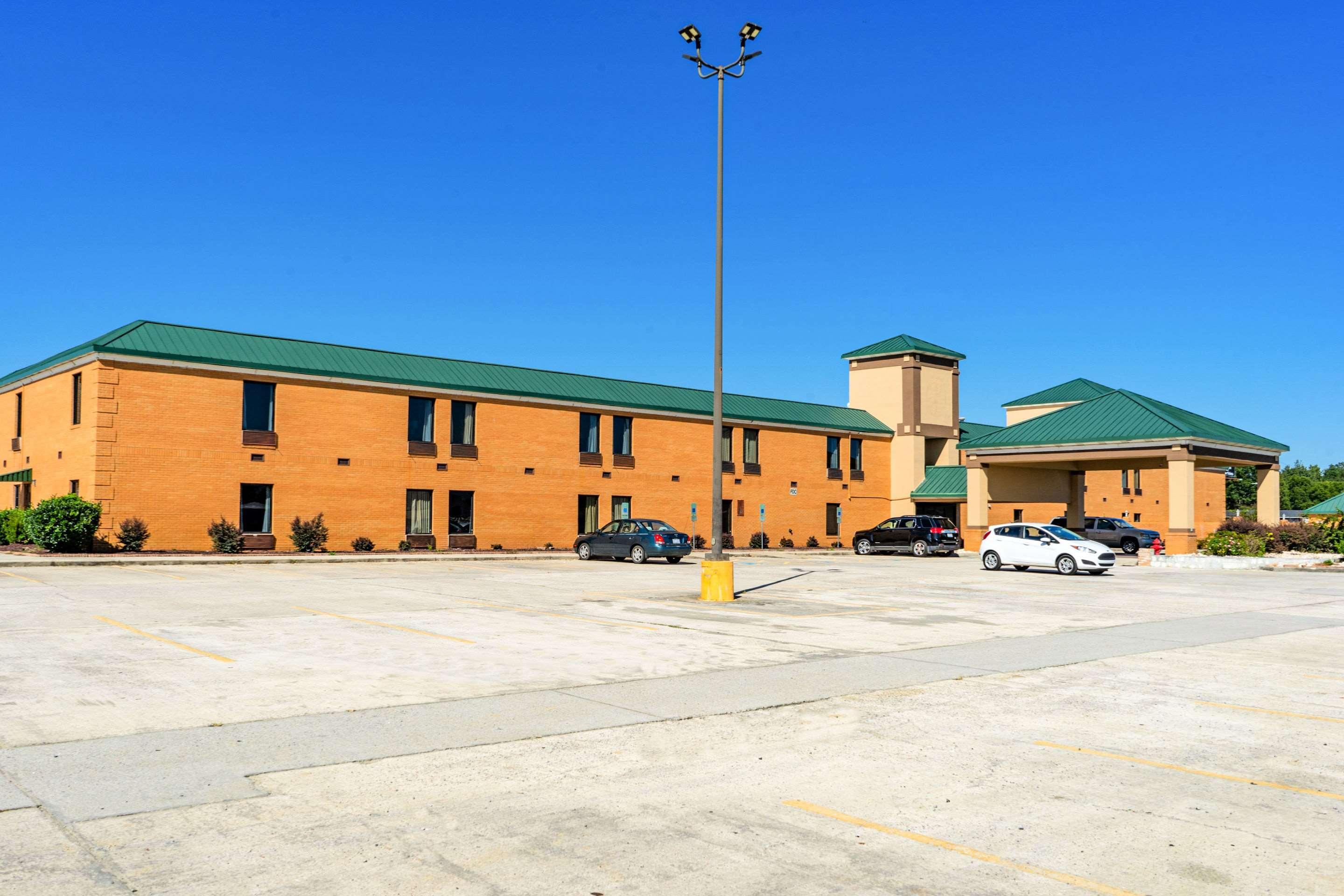Quality Inn Whiteville North Exterior foto